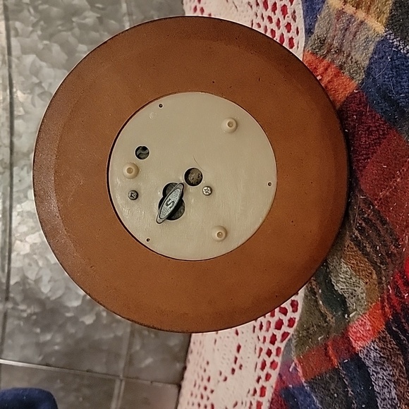 House of Lloyd Wreck the Halls Music Box - Picture 5 of 8